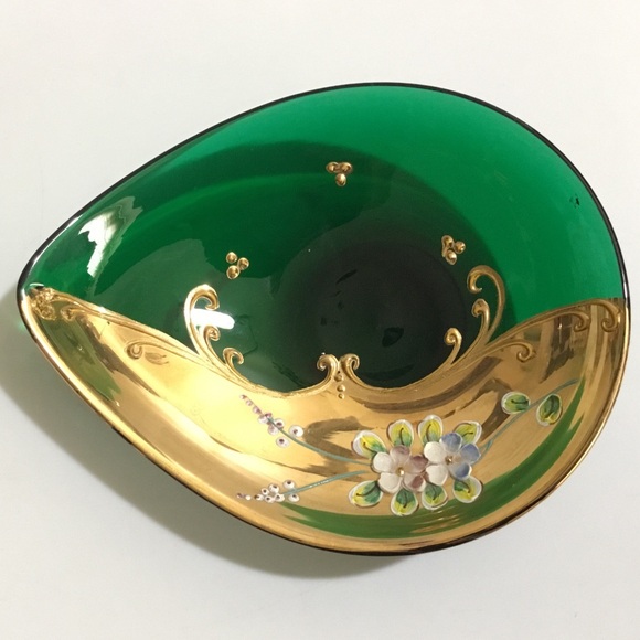 Vintage hand painted green glass with gold gilt - Picture 3 of 10